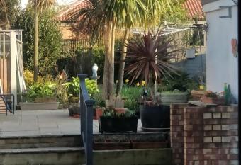 Summer House at Percy Villas has Balcony rooms