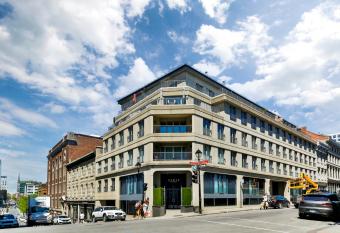 Pod Hotel allows 18 year olds to book a room