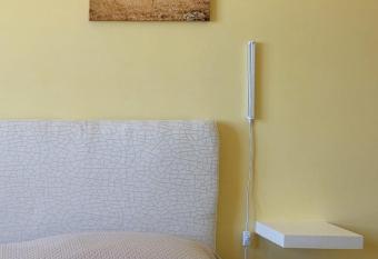 Pepe rosa has Balcony rooms