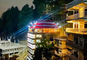 Shagufta Hotel & Restaurant Murree has Balcony rooms