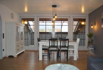 FixAppart has Balcony rooms