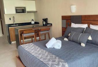 Kantuun has Balcony rooms