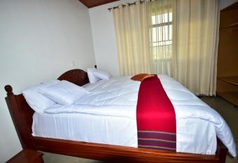 KUBUS HOMES Kigali has rooms with a private hot tub