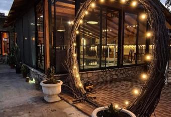 Villa Ammos has Balcony rooms