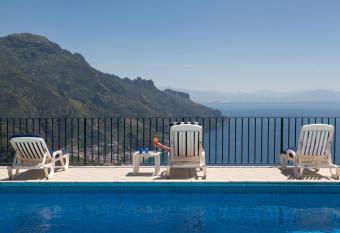 Hotel Graal has Balcony rooms