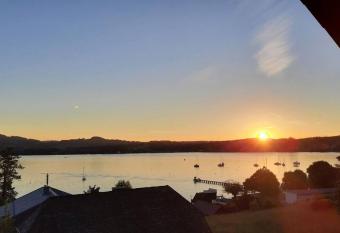 Sundowner appartment at the lakeside - 120sqm has Balcony rooms