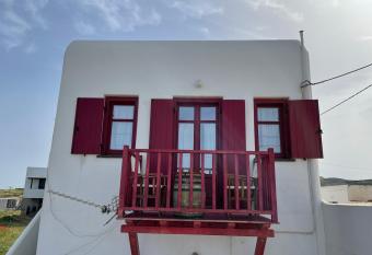 Verantaki 1 has Balcony rooms