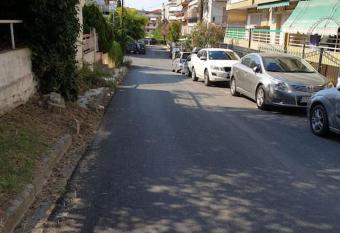 Apartment Vakilis has rooms with a private hot tub