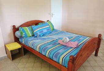 Chambres d h  te dans la charmante commune de Ste Rose has Balcony rooms