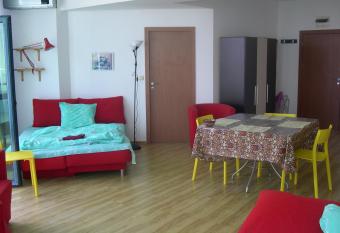 405 ul Rakovina,entrance E, 4 floor has Balcony rooms
