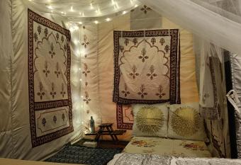 Jaseelo Camps allows 18 year olds to book a room