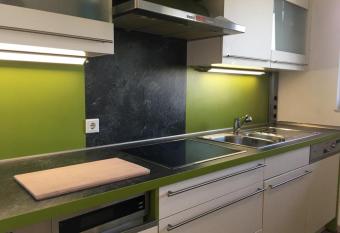 Moderne Wohnung an der Messe has Balcony rooms