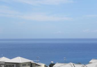 Ti-margouillat has Balcony rooms