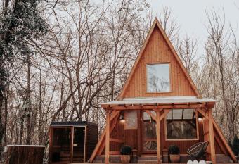 Paplanka allows 18 year olds to book a room