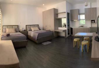 Cozy Unit at the heart of Balanga City has Balcony rooms