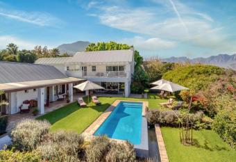 Explorer Guesthouse allows 18 year olds to book a room