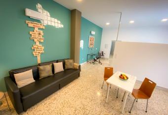 La Tienda de Pepita - Apartamento Boutique allows 18 year olds to book a room