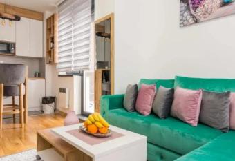 Mountain Eyes Titova vila has Balcony rooms