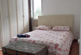 camera vicino l aeroporto di Palermo has Balcony rooms