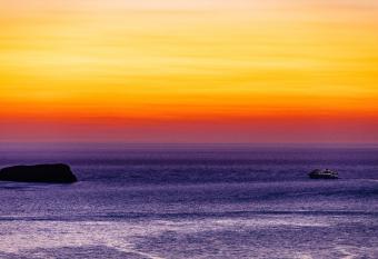 Arcana Santorini Villas, An Authentic Cycladic Experience allows 18 year olds to book a room