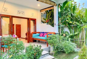 Rumah Diyah has Balcony rooms