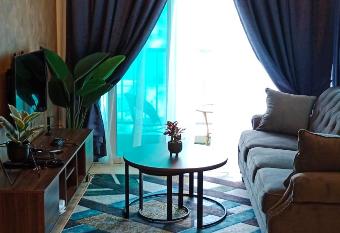 Muslim Homestay at Meru Ipoh With Swimming Pool & Free Parkings allows 18 year olds to book a room