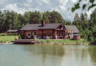 Marguse Metsamajad has Balcony rooms