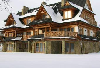 2 bedrooms appartement with enclosed garden and wifi at Koscielisko has Balcony rooms