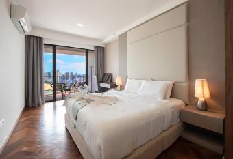 The Landmark Penang has Balcony rooms