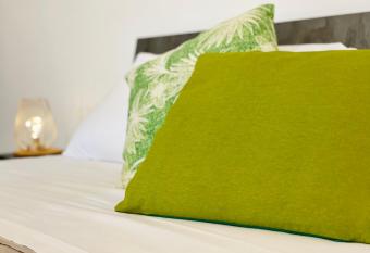 Dimora La Torre allows 18 year olds to book a room