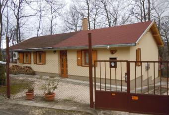 E-major has Balcony rooms