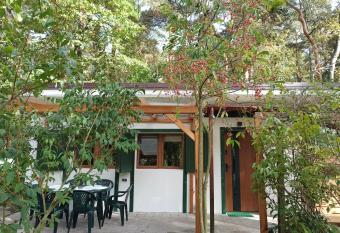 Ca  oroczny le  ny domek letniskowy do wynaj  cia has Balcony rooms