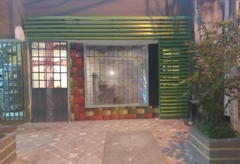 Casa Turistica Zamboss allows 18 year olds to book a room