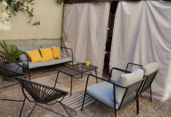 Like Home departamento con patio has Balcony rooms