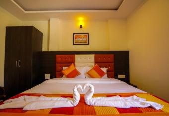 Forest Lodge has Balcony rooms