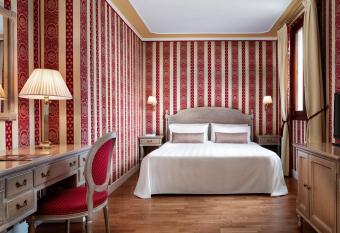 Sina Palazzo Sant Angelo has Balcony rooms