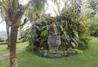 Moringga Holiday Ubud has Balcony rooms