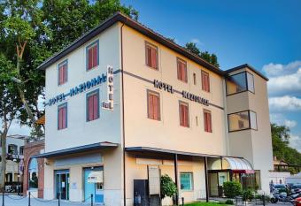Hotel Nazionale has Balcony rooms