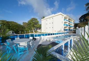 CoralK Apartments Sos  a allows 18 year olds to book a room