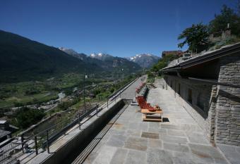 Bellevue has Balcony rooms