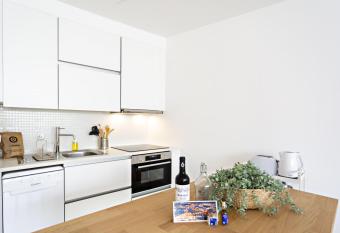 Tavira Historical Center Apartments allows 18 year olds to book a room