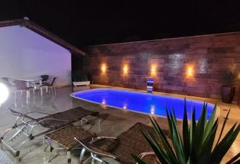 Casa Master com Piscina em Gov Celso Ramos has Balcony rooms