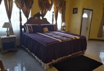 Cazwin Villas has Balcony rooms