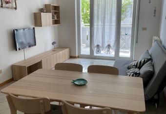 Little fish house allows 18 year olds to book a room