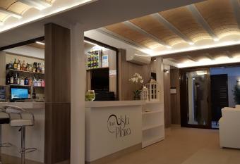 HOTEL ISLA PLANA has Balcony rooms