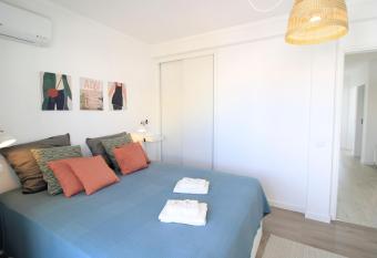 Faro River View by Homing allows 18 year olds to book a room