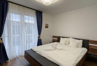 Splendor Apartment has Balcony rooms