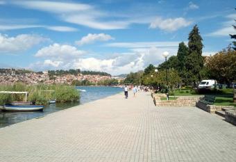 Velkoski allows 18 year olds to book a room