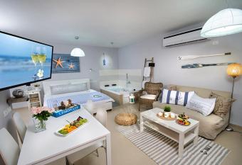 Railay Spa allows 18 year olds to book a room