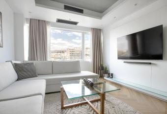 Kallirrois 89 Suite allows 18 year olds to book a room